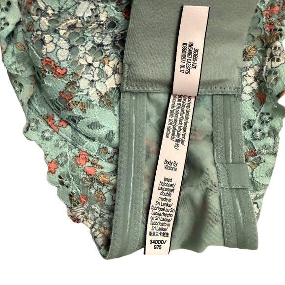 Victoria’s Secret Body by Victoria Lace Strapless Bras 34DDD Bundle of 2 - Picture 4 of 5